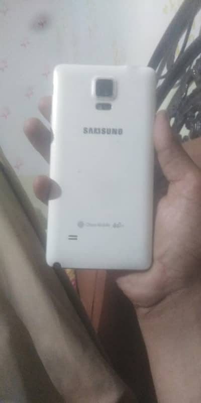 Samsung Note 4 2GB RAM 16GB memory