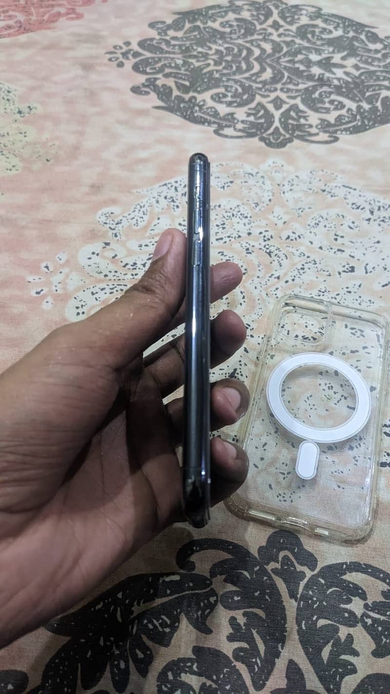 Iphone 11 pro 5