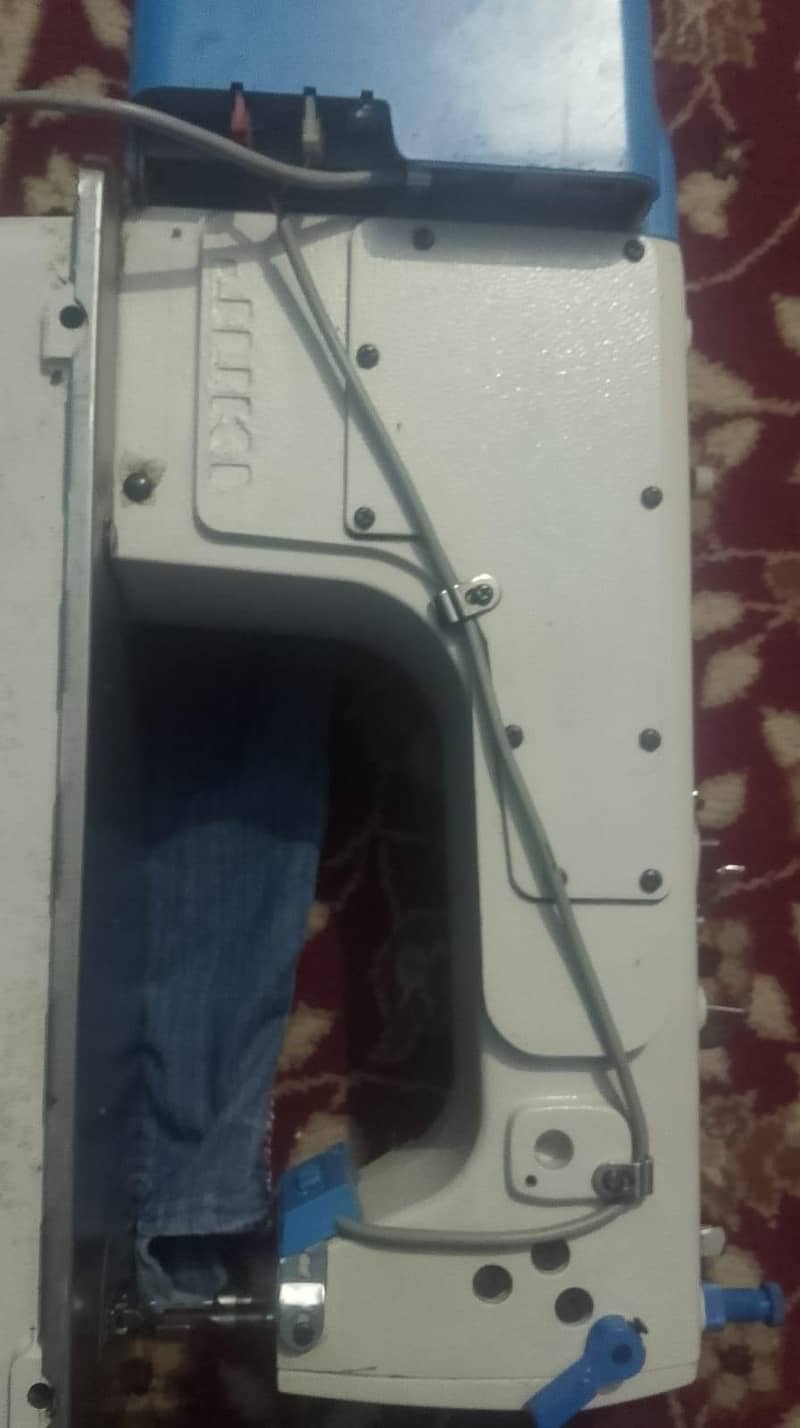 computerized sewing machine 3