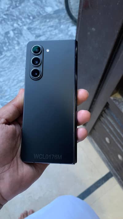 Samsung z fold 5
