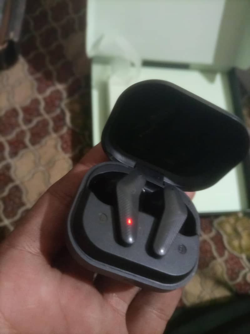 zero Gravity zbuds 6