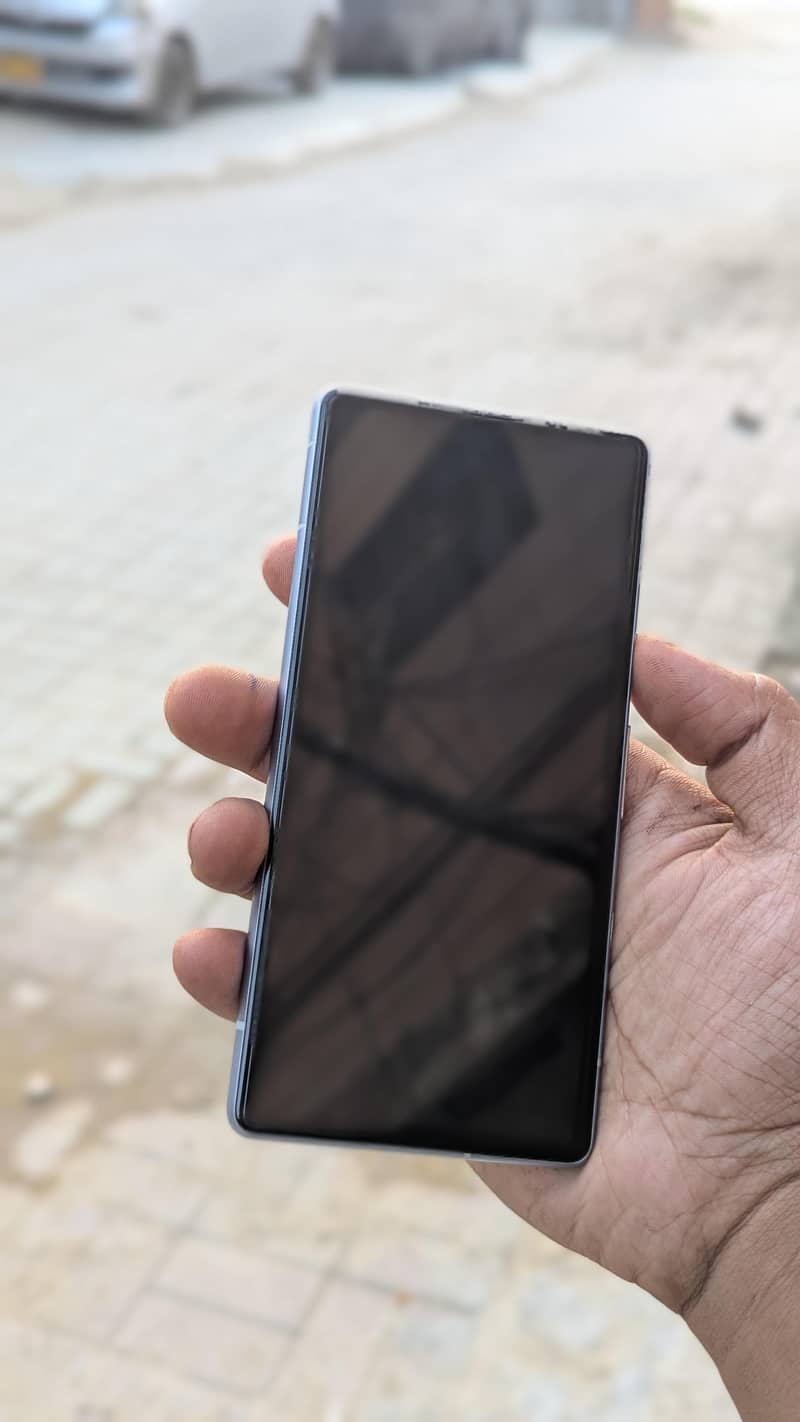 Google pixel 7a 5