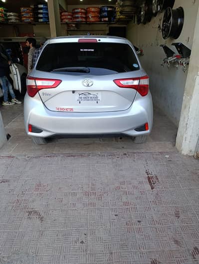 Toyota Vitz 18/22 Safety Edition II, Push start, Personal vehicle