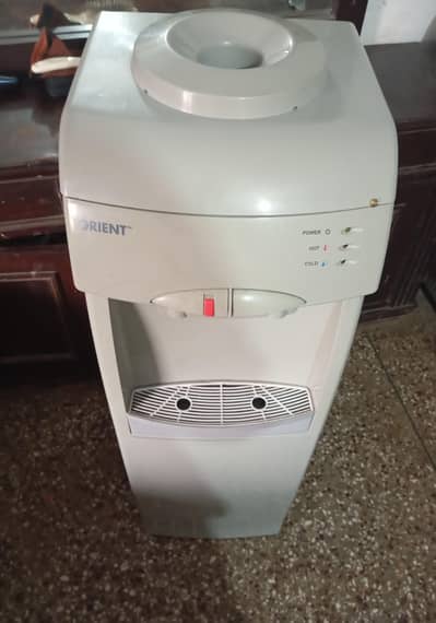 Orient water dispenser