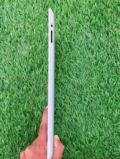  iPad 4th Gen – Sealed & Brand New 