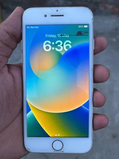 iphone 8 64gp 10 by 7 condition