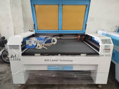 Laser cutting machine