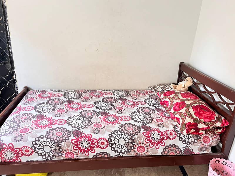 Single bed 1