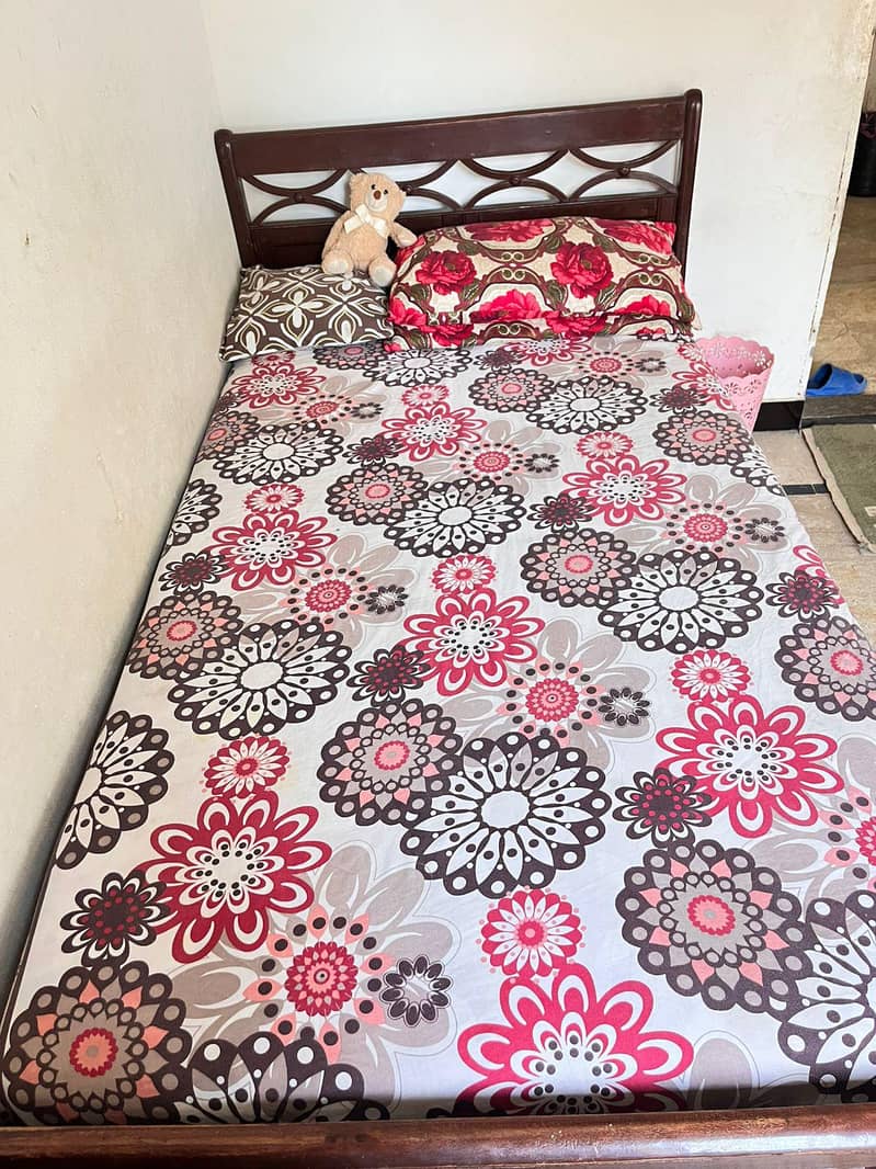 Single bed 2