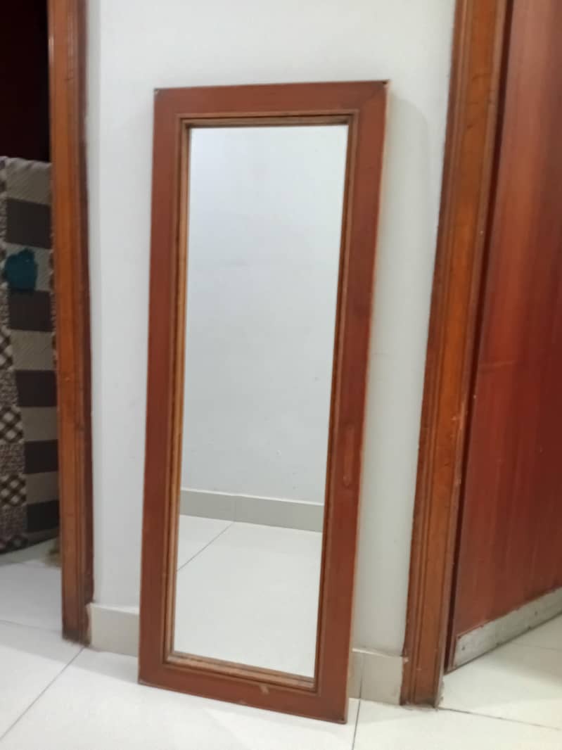 lengthy mirror 0