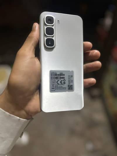 Infinix Hot60pro plus 10/10Brand. New Mobile 8+8__256 full Box 11 mant