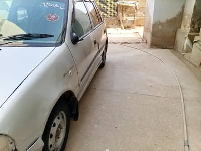 urgent sale Karni hai gari ok hai engine ok hai petrol log dono pe on
