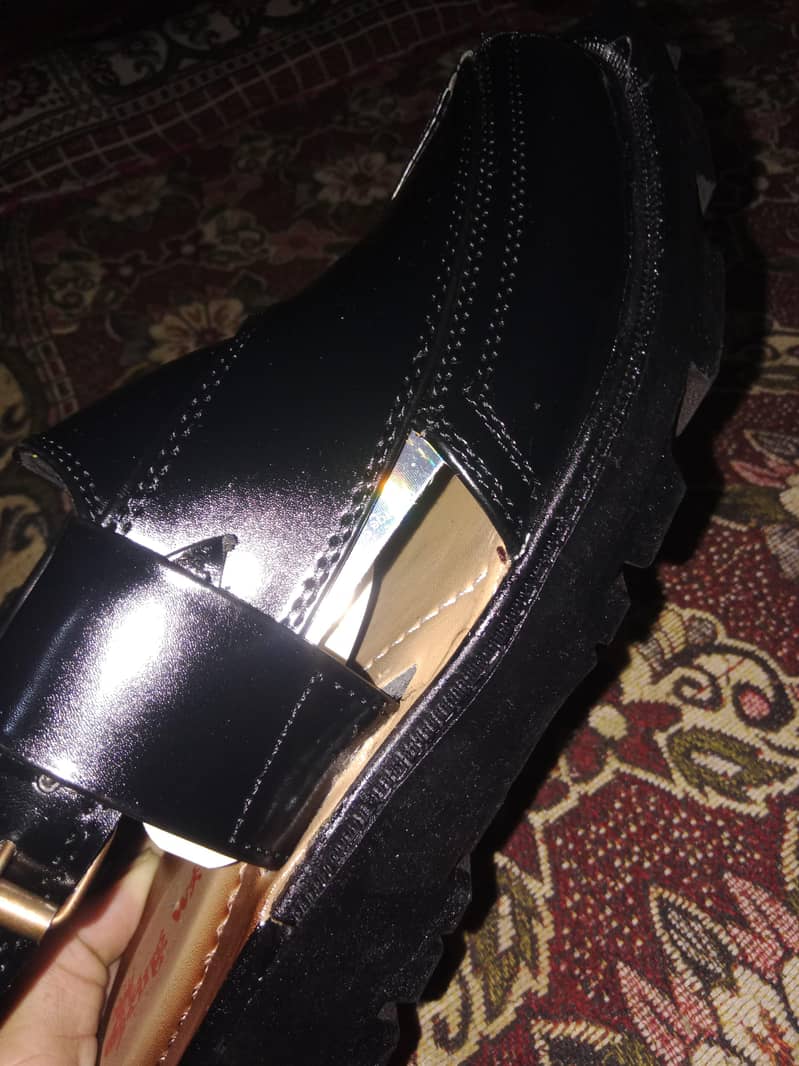 sandals 3