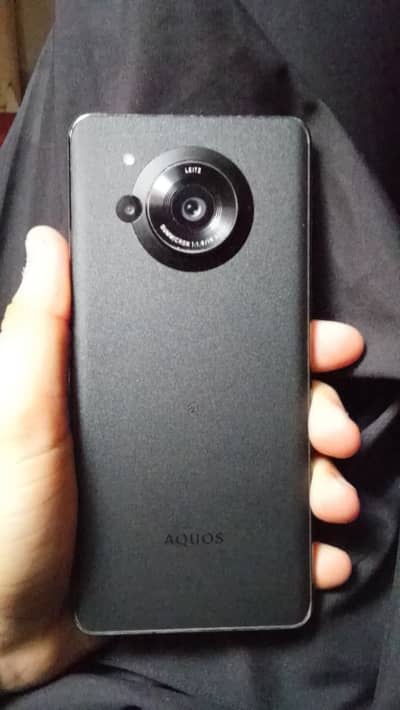 Aquas R7 shade piece available urgent for sale 256 gb