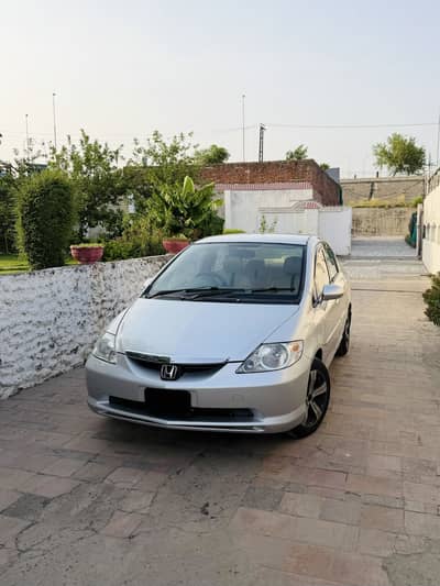 Honda city 2005