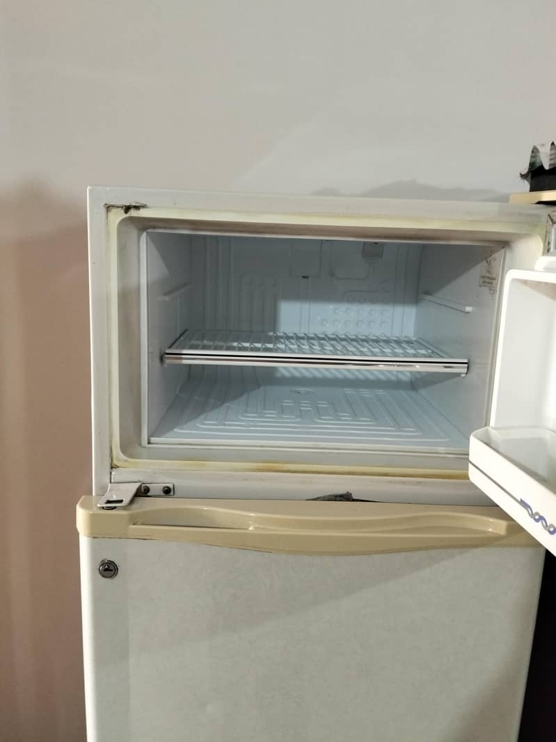 Refrigerator 1
