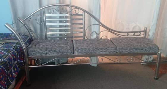 sofa set seething with table
