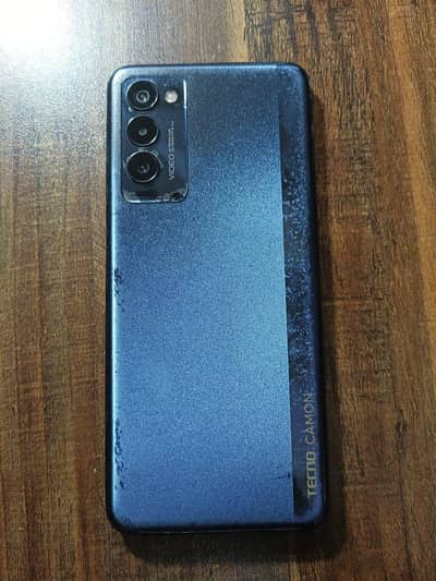 Tecno Camon 18p with box