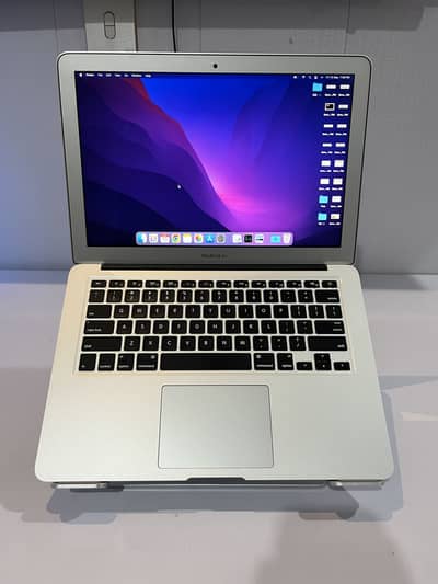 Apple MacBook Air 2017 13” | 8GB RAM | 128GB SSD