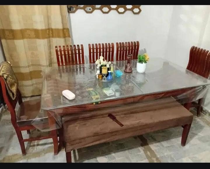 8 seater dining table 0