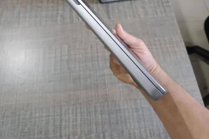 Apple MacBook Pro M2 1