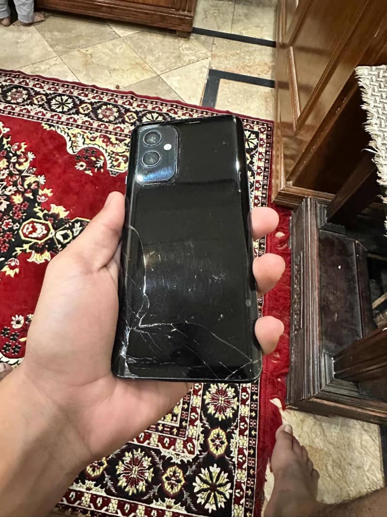 OnePlus 95g 1