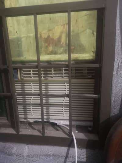 i want sale 0.75 ton window ac