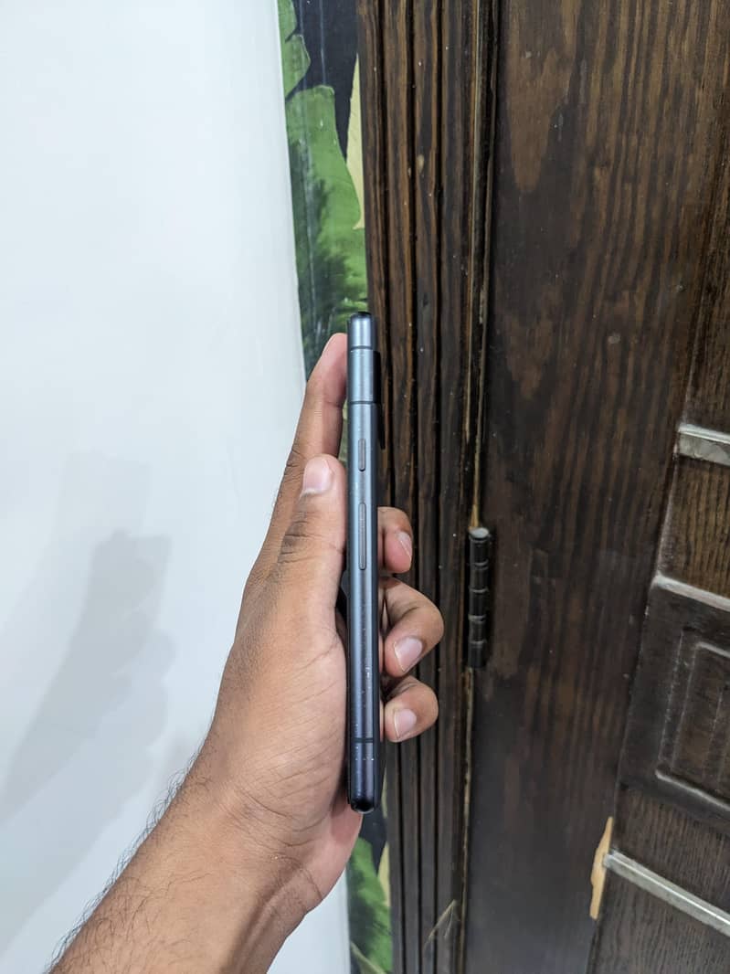 google pixel 7a 3
