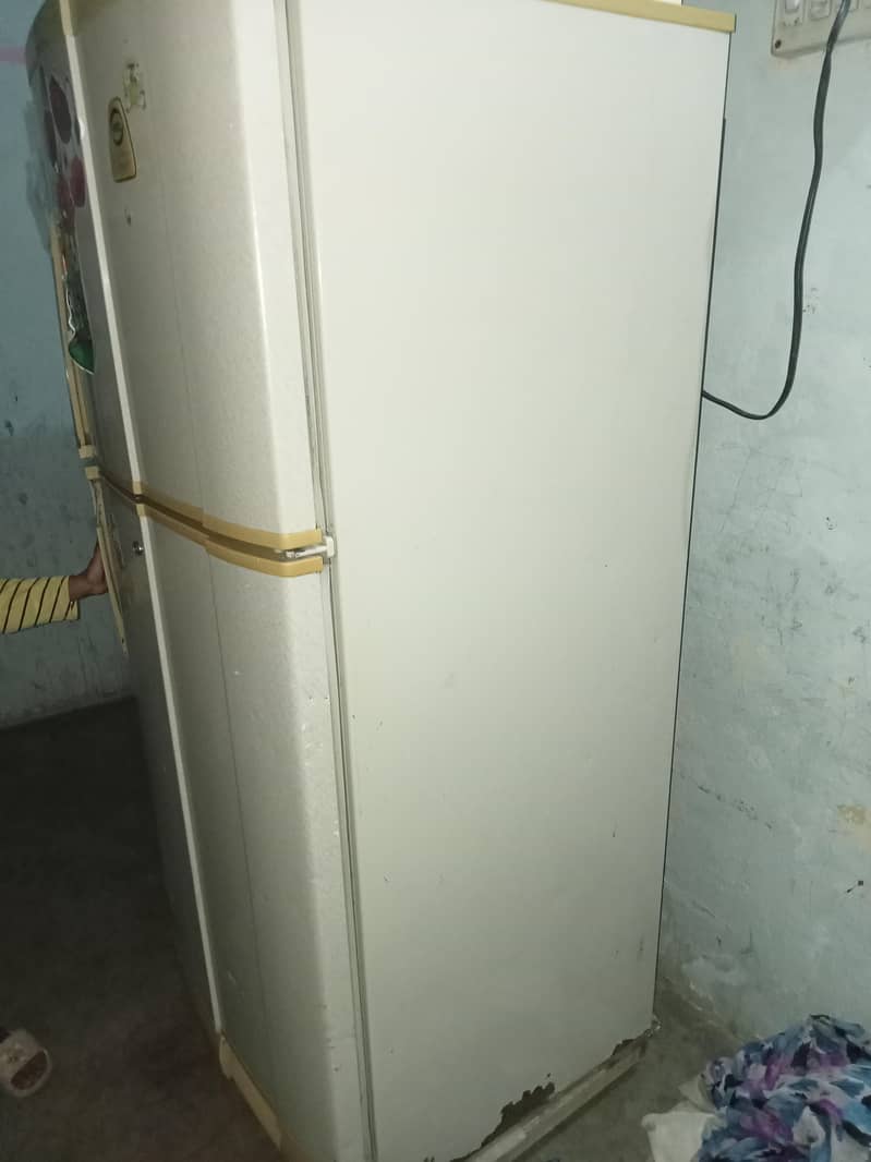 refrigerator 1