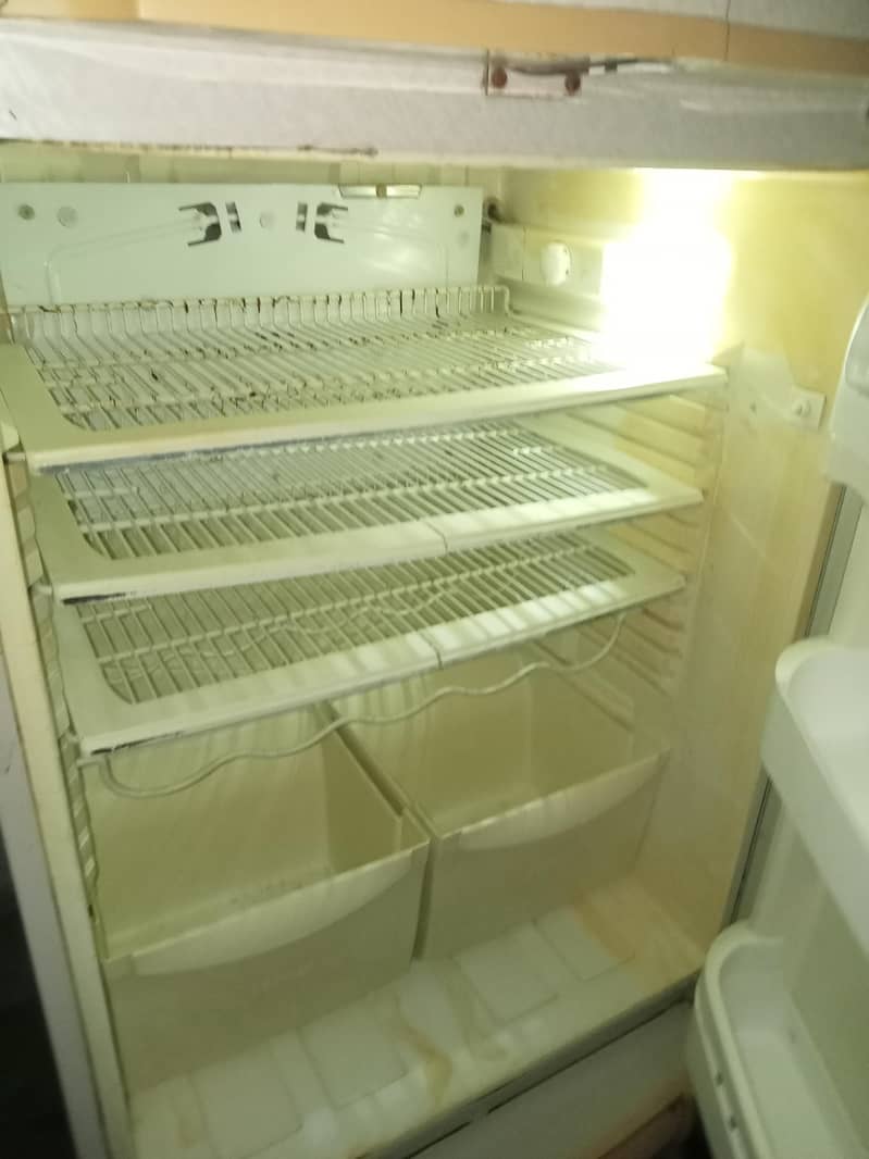 refrigerator 5