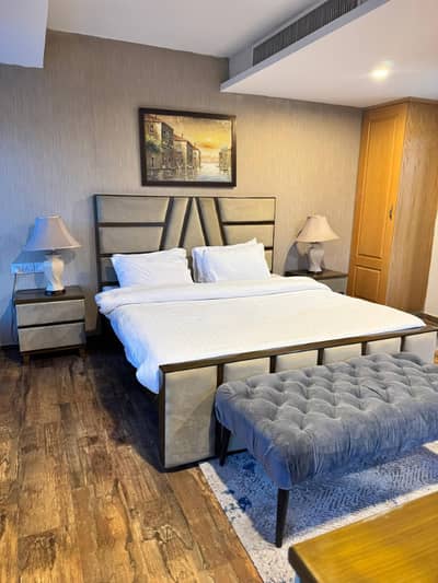 One bedroom apartment per day Avlable Gulbarga green Islamabad fully furnished