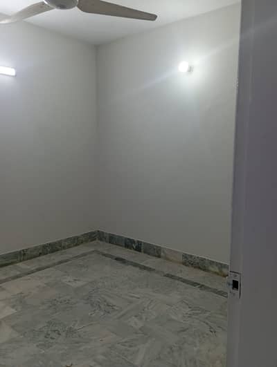 Flat For Rent In Jami Commerical
