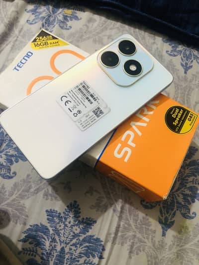 Brand new phone spark 20pro 16gp ram 256 memory