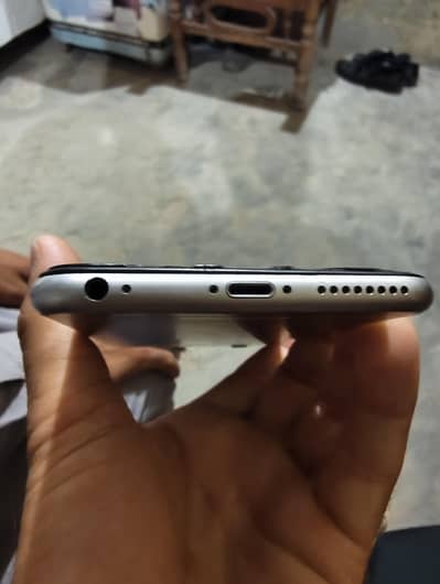 iphone 6S Plus location Sargodha