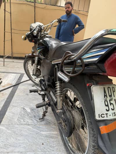 United Jazba 100  model 2017