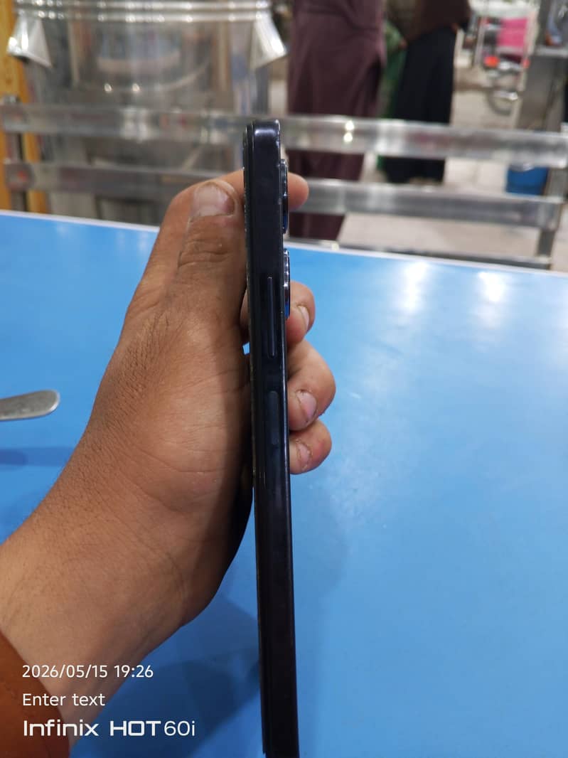 infinx note 30 4