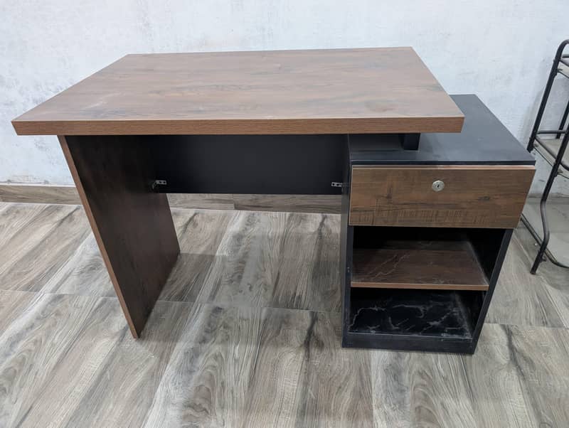 Office Study Table 1