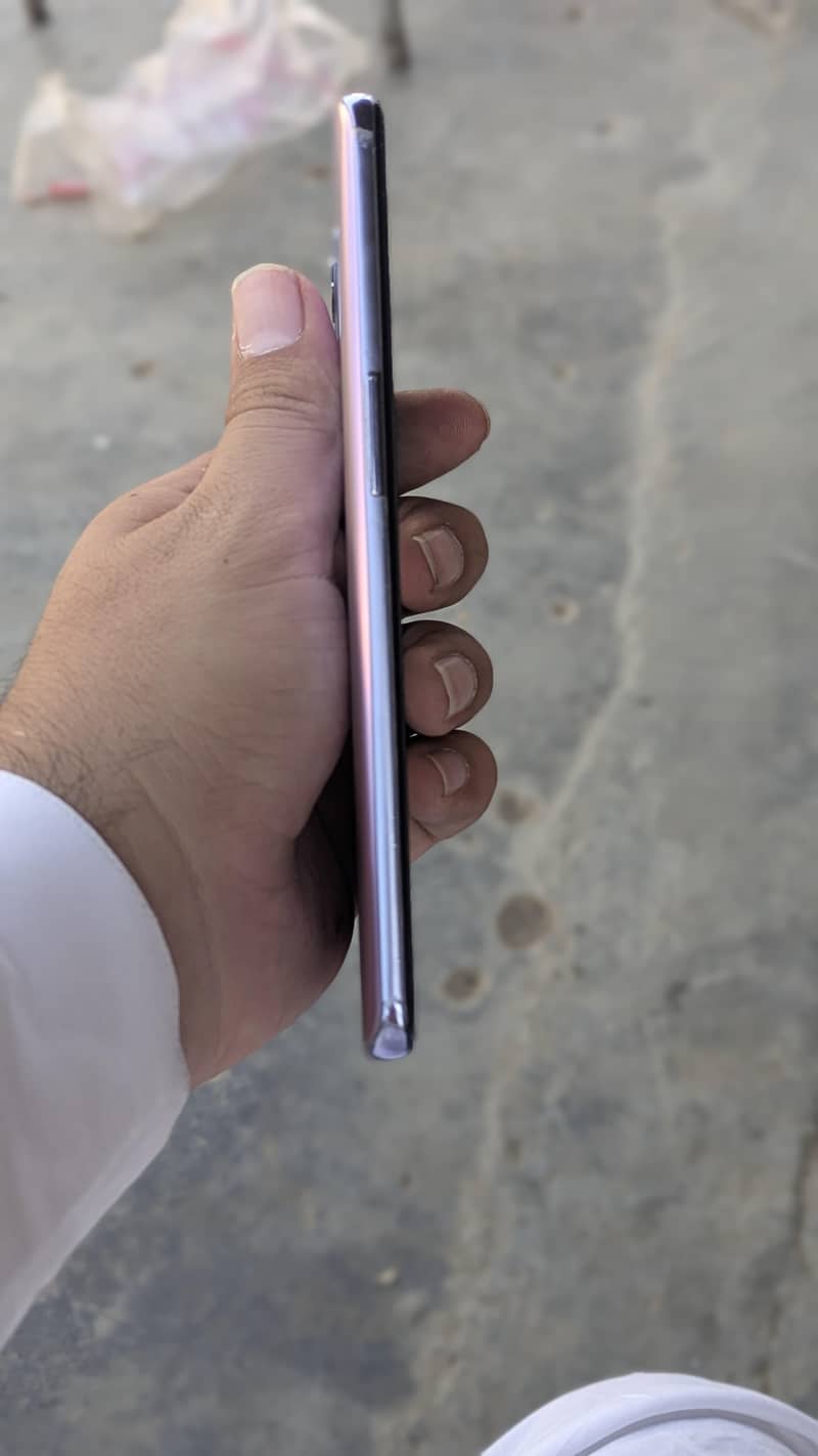 OnePlus 9 7