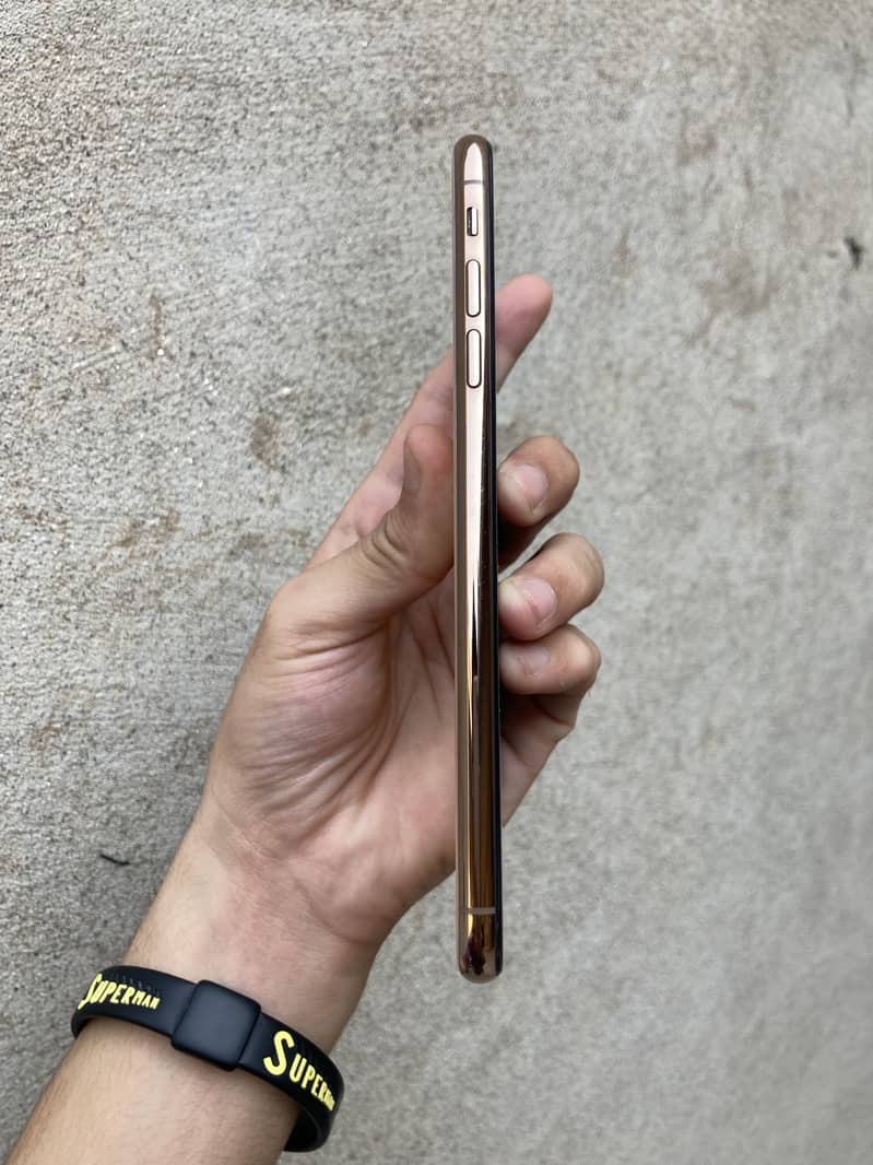iPhone XS MAX 3