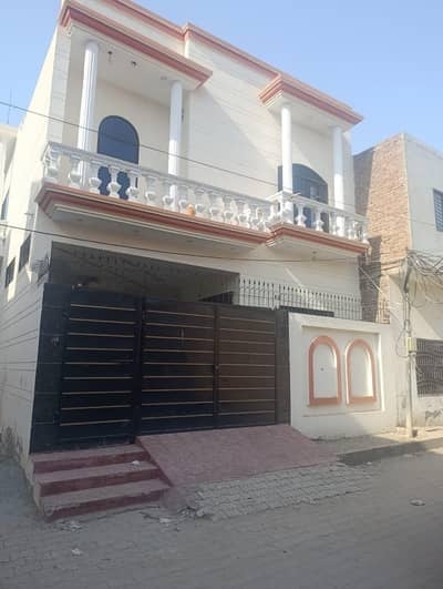 A beautiful, Modern house in Gulgasht colony  Multan