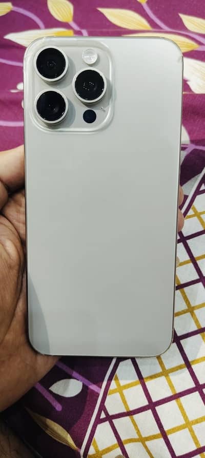 Iphone 15 pro max dual physical