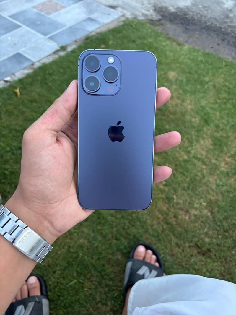 Iphone 14 pro max 0