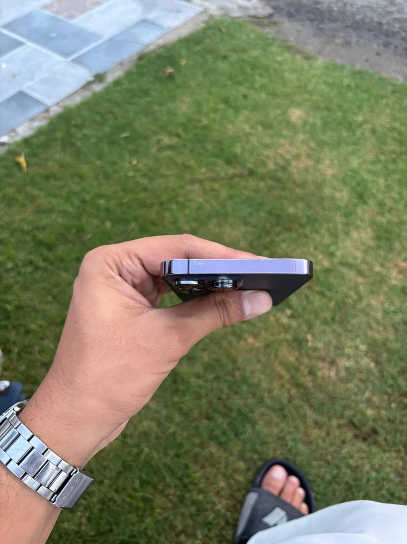 Iphone 14 pro max 4