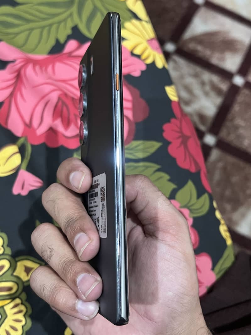 Tecno Camon 40 pro 3