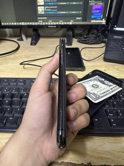 Apple iPhone X