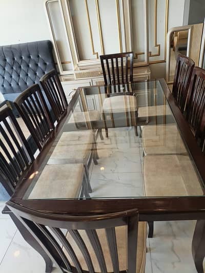dinning table