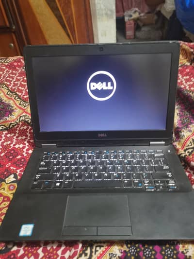 laptop latitude E7270