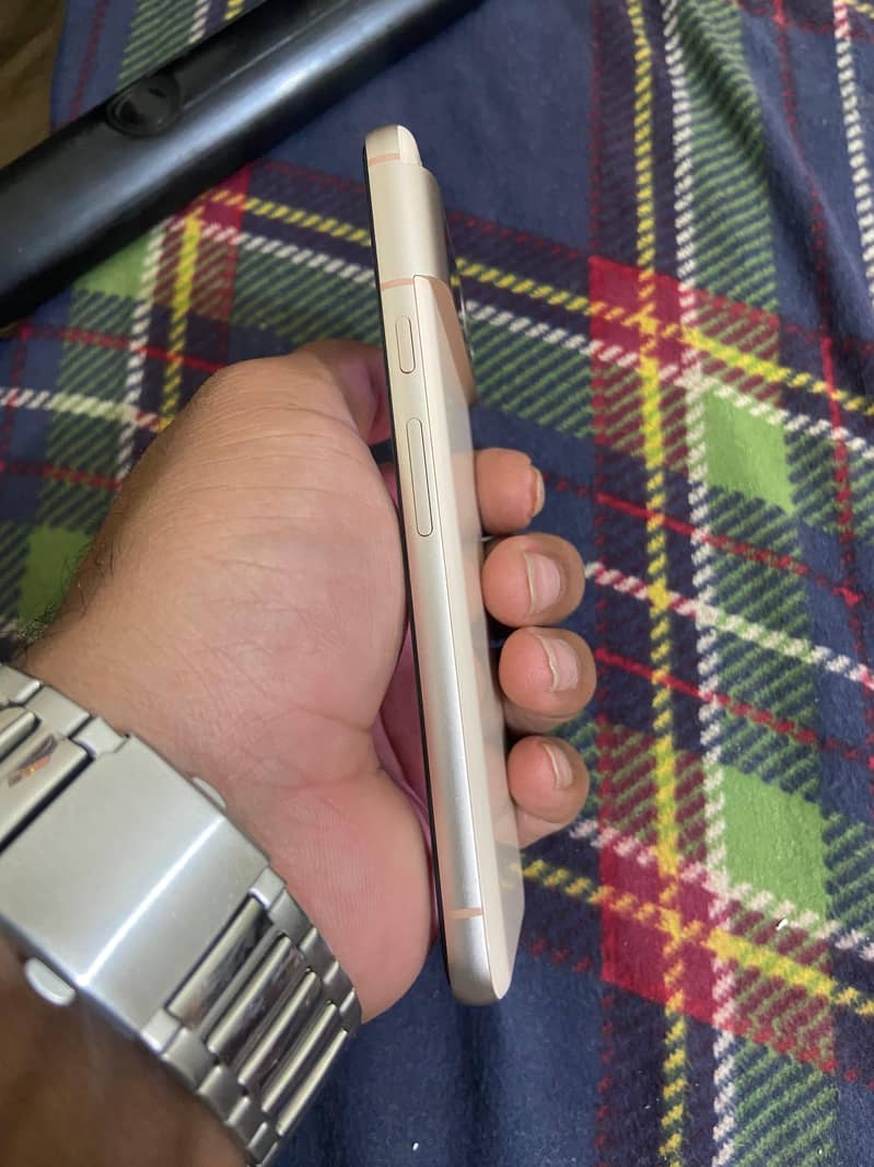 Google pixel 8 2