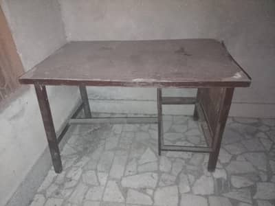 wodden table 03315953326