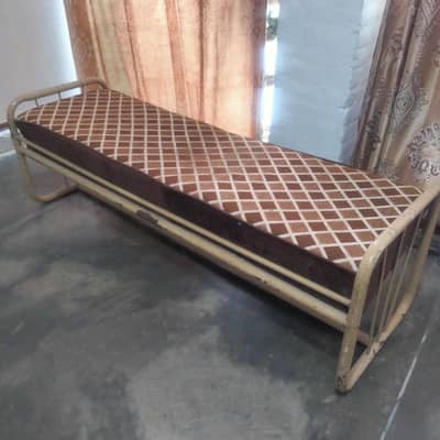 5 seater one piece seati best for home. shop and hotel